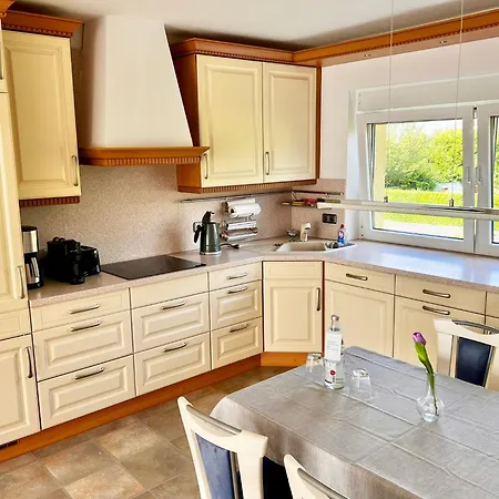 Airhome16, In Messenaehe *