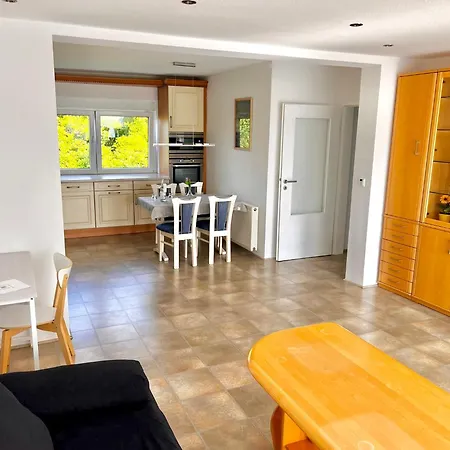 Airhome16, Komfort 65qm Mit Balkon Nahe Messe Duesseldorf Appartement