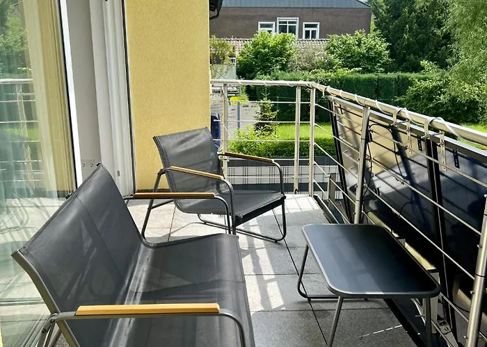 Airhome16, In Messenaehe Lank-Latum