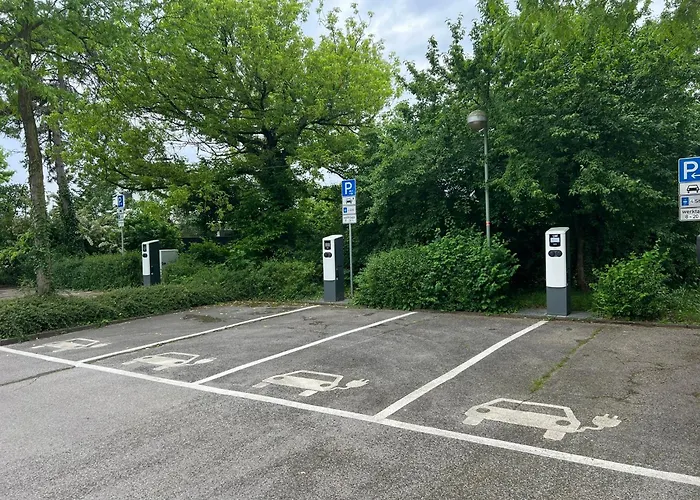 Apartamento Airhome16, In Messenaehe